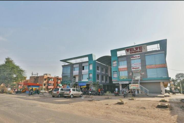Hotel Nilkanth Inn Halol Luaran gambar